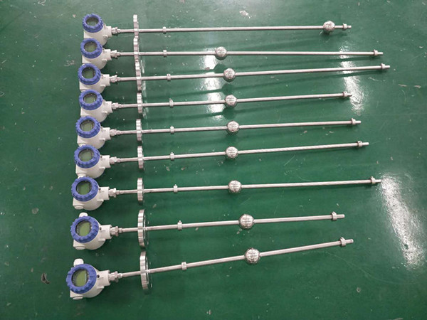 磁致伸縮液位計構(gòu)造和安裝步驟